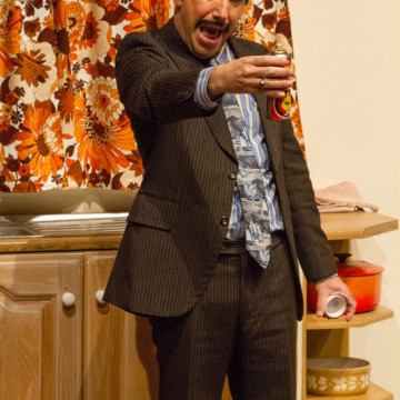 Sidney - Absurd Person Singular